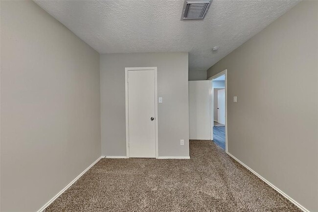 Building Photo - 19011 Keyturn Ln