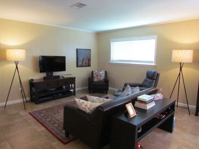 Building Photo - 1709 Gardenia Dr