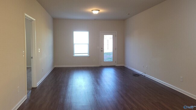 Building Photo - 13030 Lantern Pointe Wy
