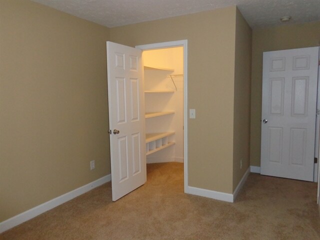 Building Photo - 1908 Thesa Ct