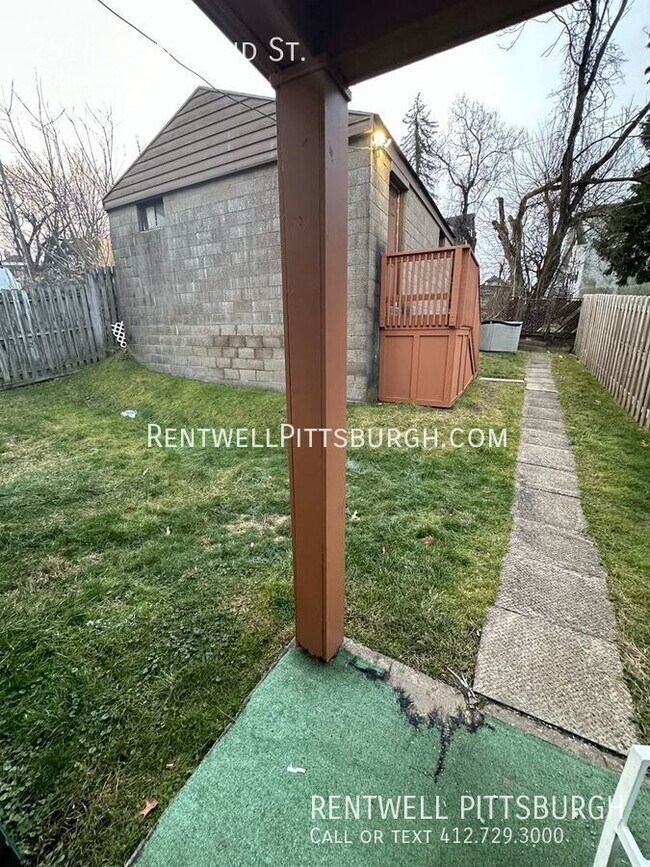 Building Photo - 3 Bedroom Home in McKeesport - Section 8 Only