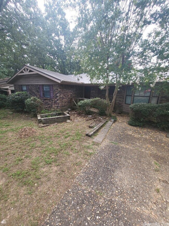 Primary Photo - 5601 Division St