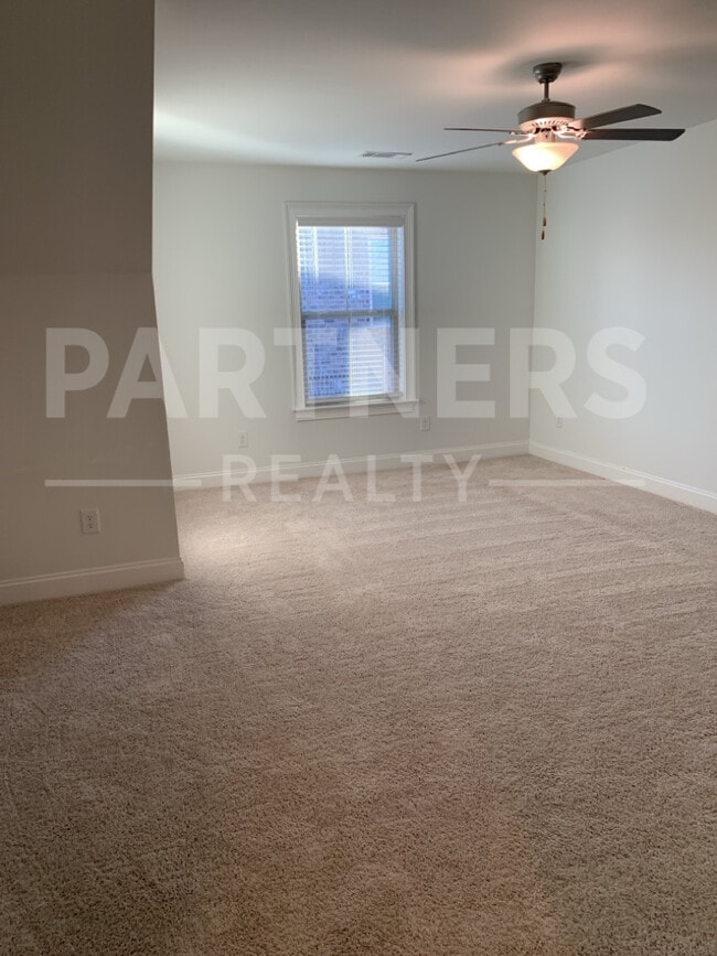 Building Photo - 5812 Blevins Cir