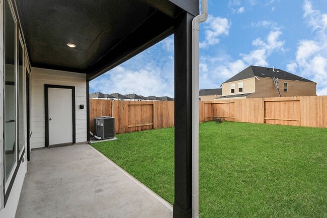 Building Photo - 12316 Basilwood Dr