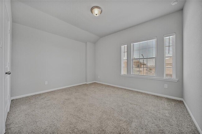 Building Photo - 5003 Brewcastle Ln
