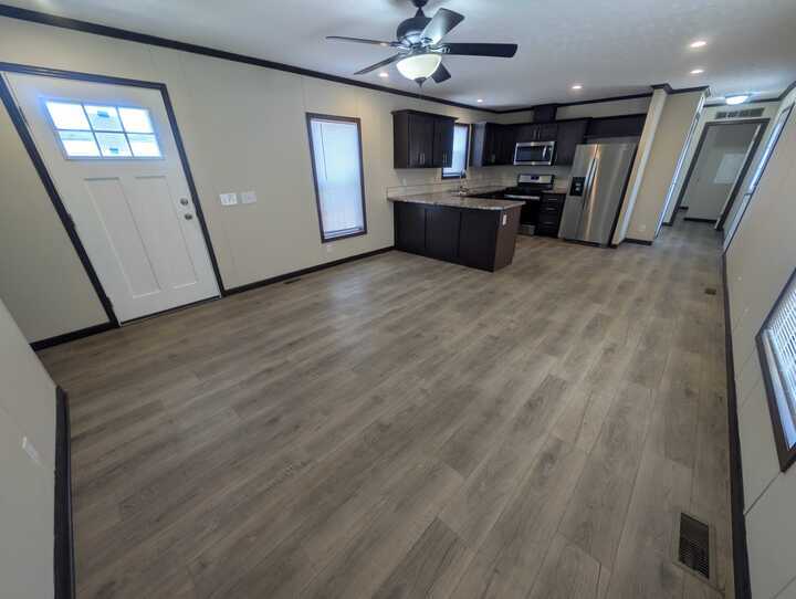 Building Photo - 16213 Normandy St