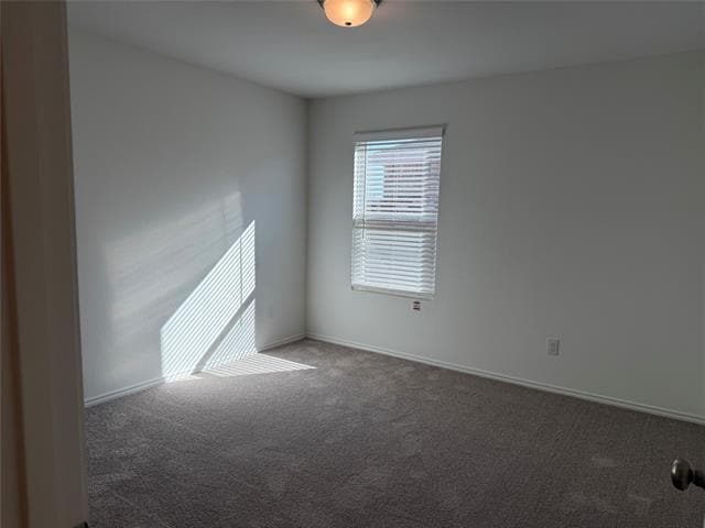 Building Photo - 16044 Isles Dr