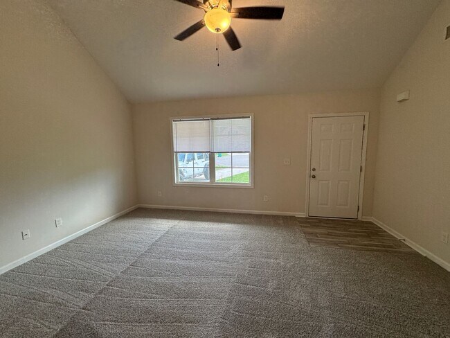 Building Photo - 1605 Gambill Wood Dr