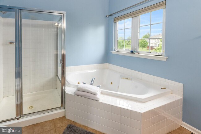 Building Photo - 158 Maloney Terrace