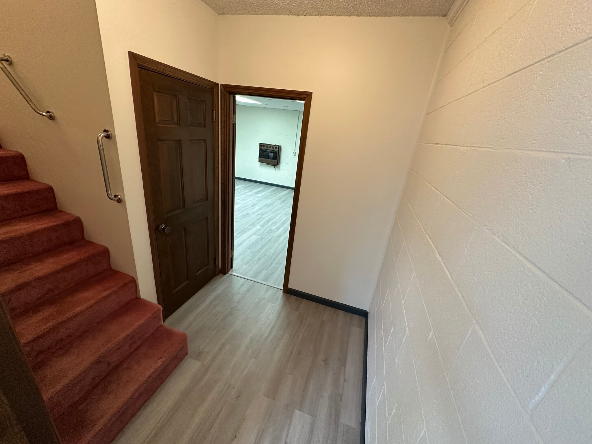 Building Photo - 1230 Stonewall Jackson Dr