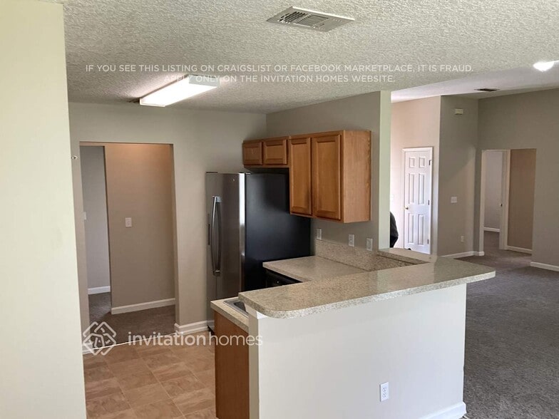 Building Photo - 7041 Vida Ln