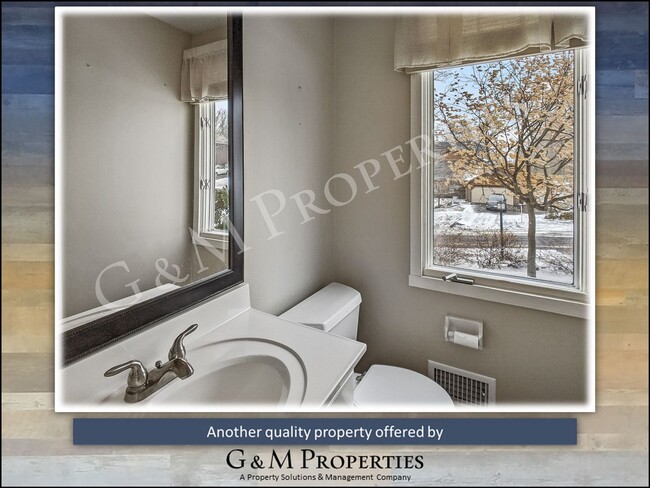 Building Photo - Rarely Available 4-Bedroom House - in Pittsford!