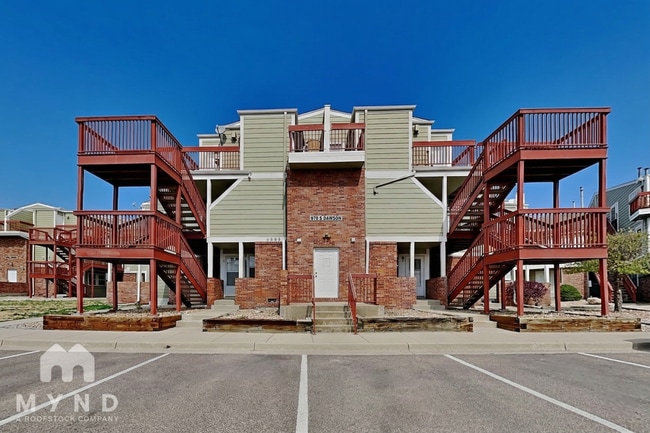 Building Photo - 970 S Dawson Way