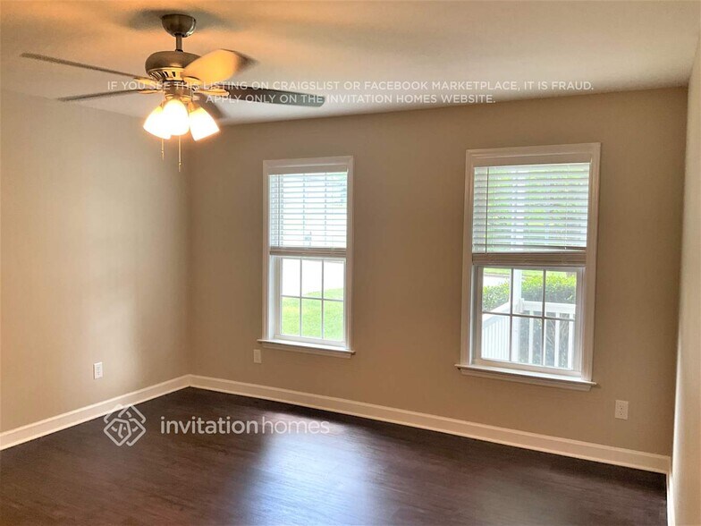 Building Photo - 2741 Bridgeport Dr