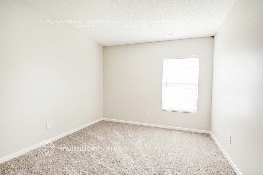 Building Photo - 516 Pebblestone Dr