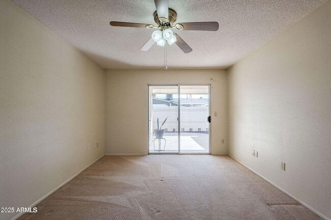 Building Photo - 13611 N Newcastle Dr