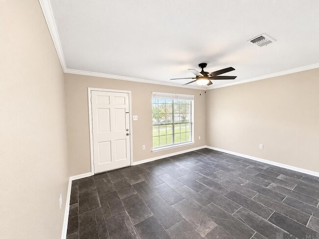 Building Photo - 1218 Briarrose Dr