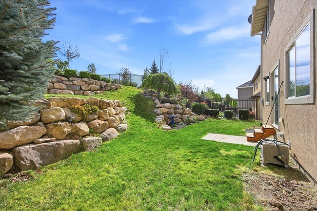 Building Photo - 4412 N Foxtrail Cir