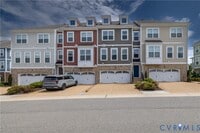Building Photo - 11443 Hayloft Ln