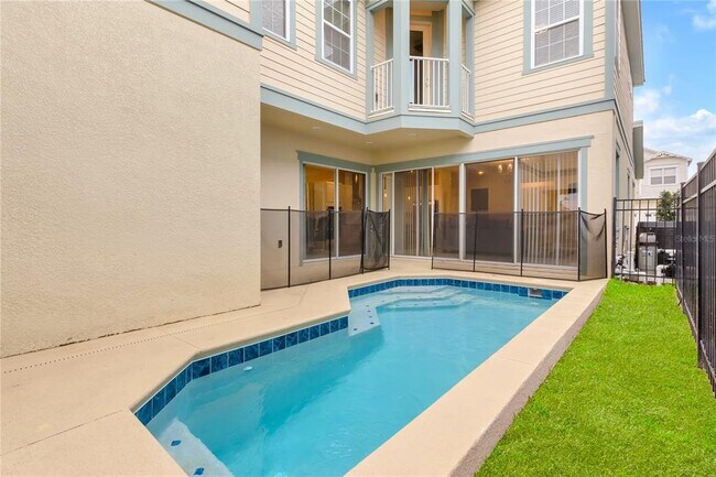 Building Photo - 1468 Fairview Cir