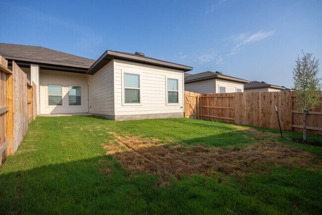 Building Photo - 5502 Cibolo Pass