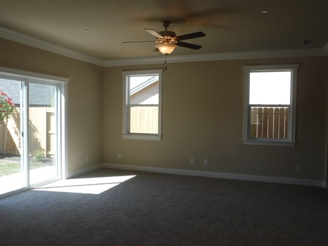 Building Photo - 216 Mill Valley Parkway