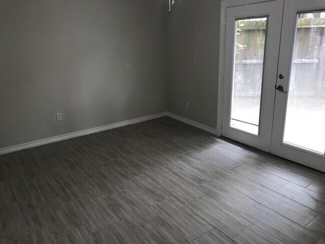 Building Photo - 12633 Memorial Dr