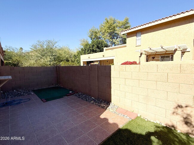 Building Photo - 10420 North 11th St