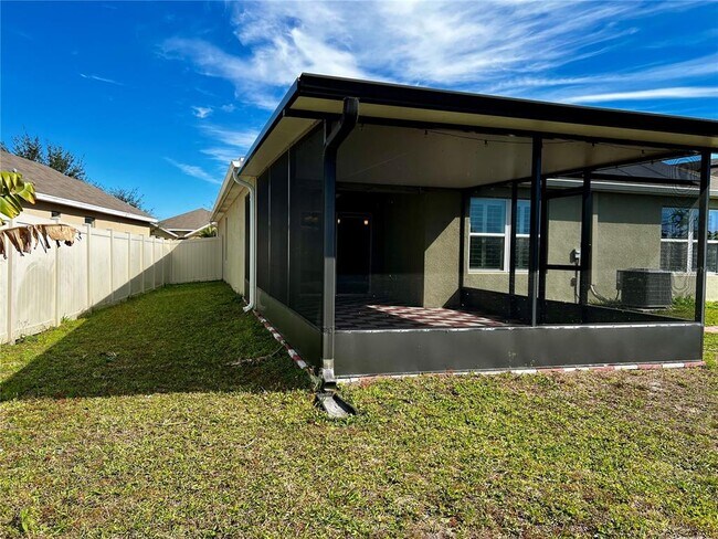 Building Photo - 16405 Treasure Point Dr