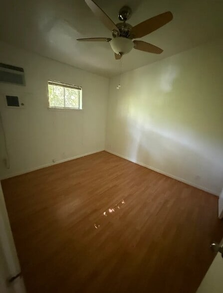 Building Photo - 1023 Lyndon St