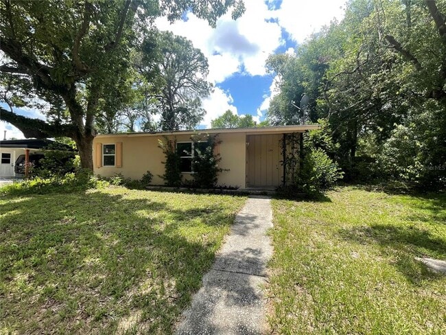 Building Photo - 1324 Whitewood Dr