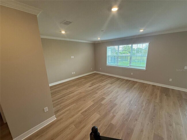 Building Photo - 455 Winter Grv Blvd