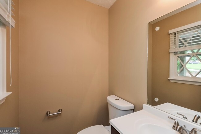 Building Photo - 3438 Mansfield Ln