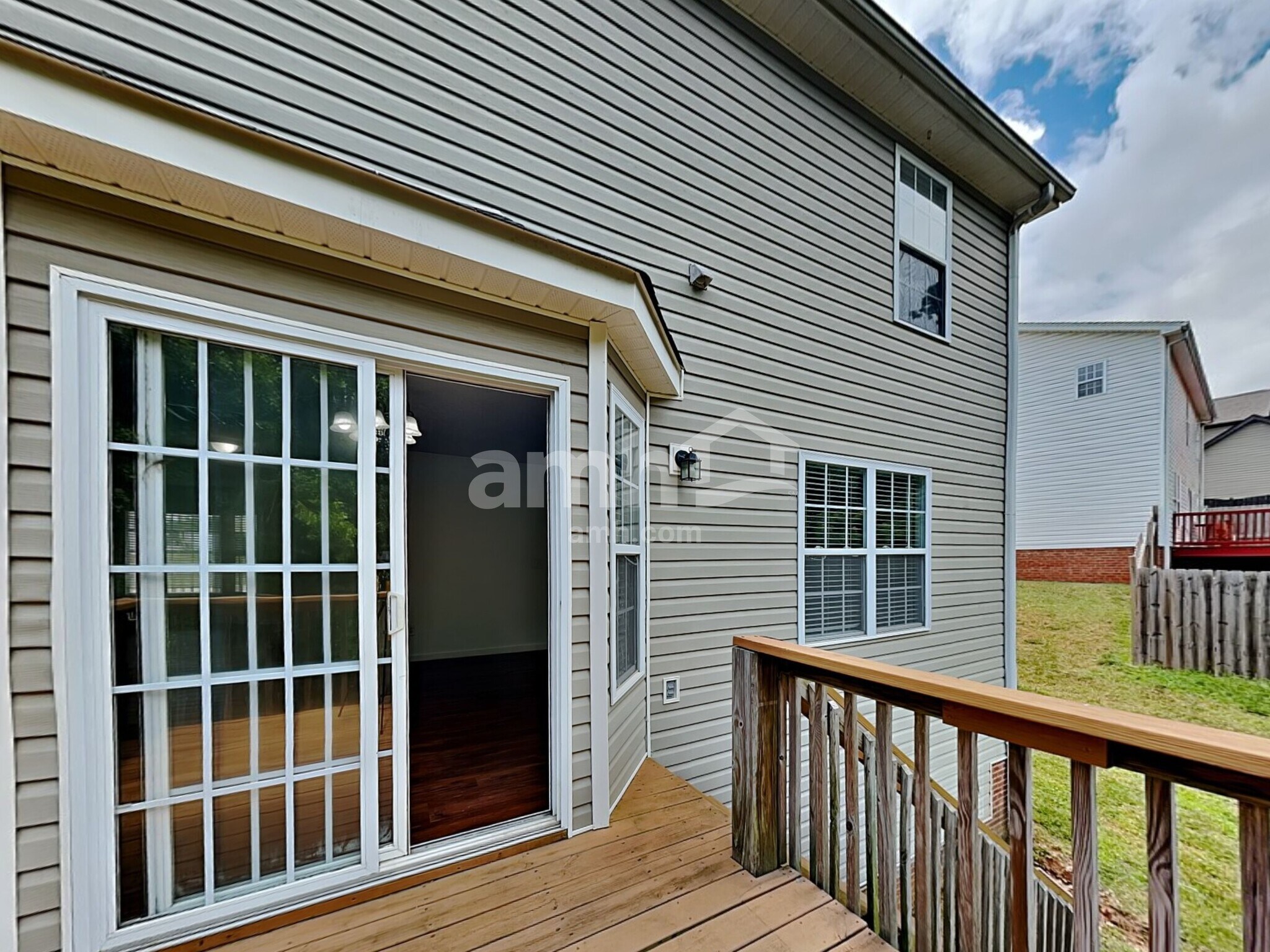 Building Photo - 211 Juniper Leaf Way