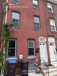 Building Photo - 802 Smith St