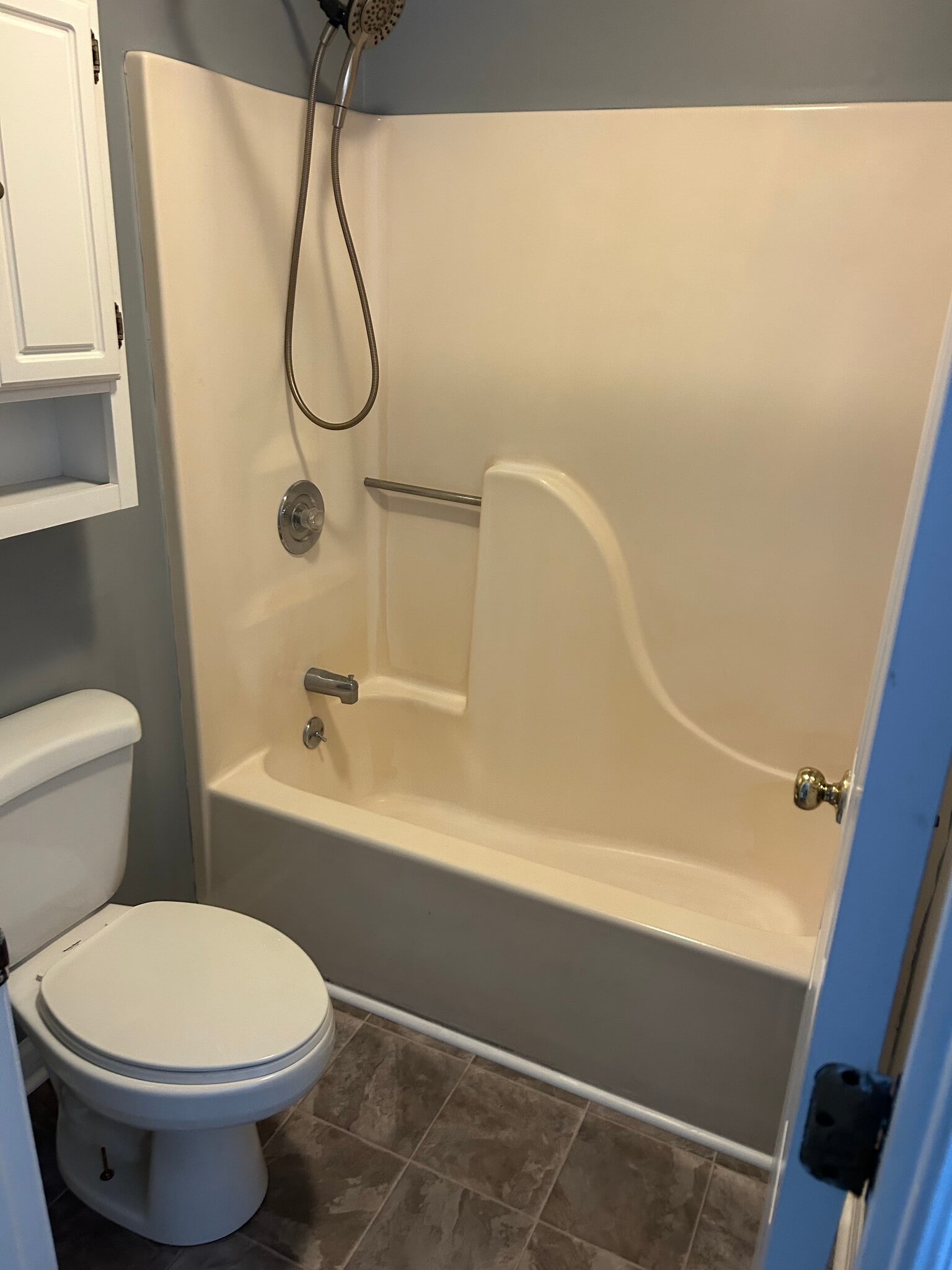 Building Photo - 308 Rose Dr