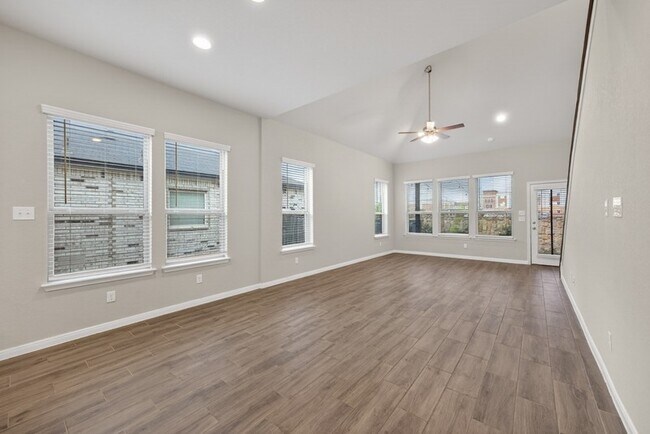 Building Photo - 14350 Gold Rush Pass