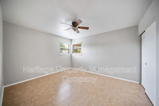 Building Photo - 434 Winfield Blvd
