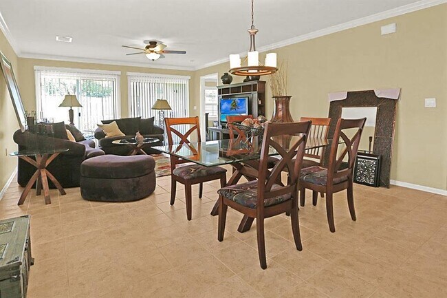 Building Photo - 113 Monument Hill Trail