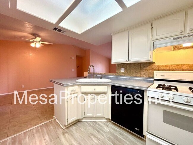 Building Photo - 16612 Osage Rd