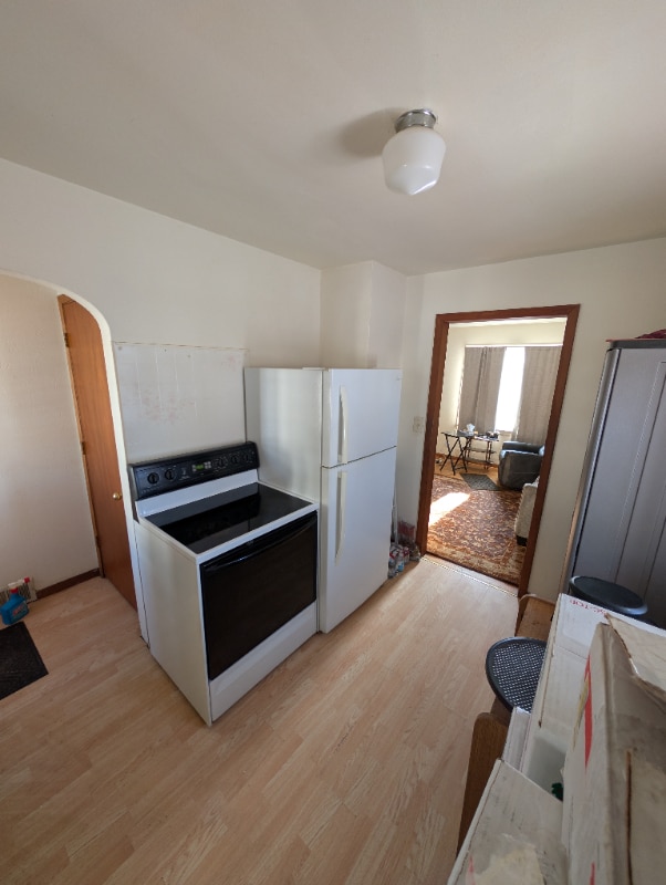 Building Photo - 3512 Fenwick Ave