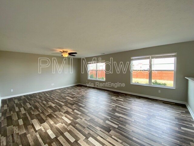 Building Photo - 8014 Harshaw Dr