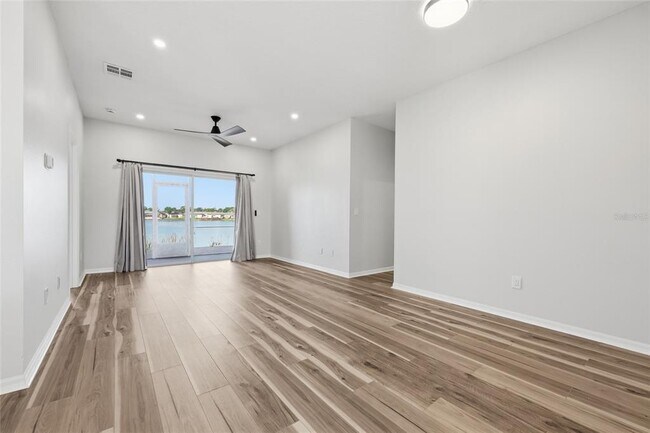 Building Photo - 4506 Waterside Pointe Cir