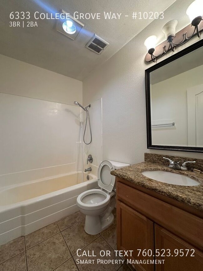 Building Photo - $500 OFF First Month!!! College Grove!  3B...