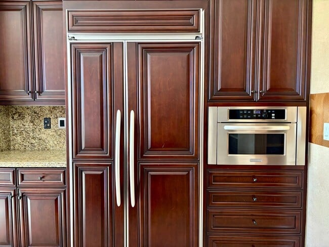 Building Photo - 1702 Aleutian Way