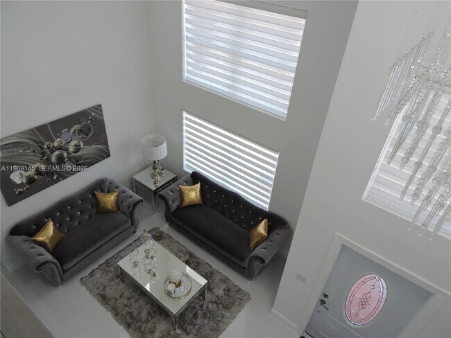 Building Photo - 15220 SW 49th St