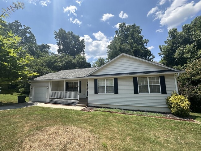 Building Photo - 106 Mossy Oak Ln
