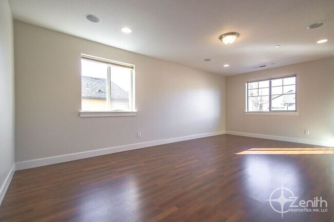 Building Photo - 3310 NW 46th Ave