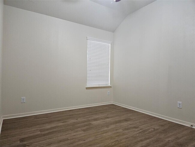 Building Photo - 9610 Sunflower Bluff Ln