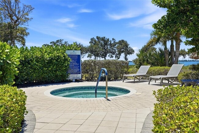 Building Photo - 319 Compass Point Dr